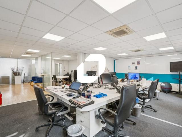 Location bureaux Neuilly sur Seine Proche métro Pont de Neuilly