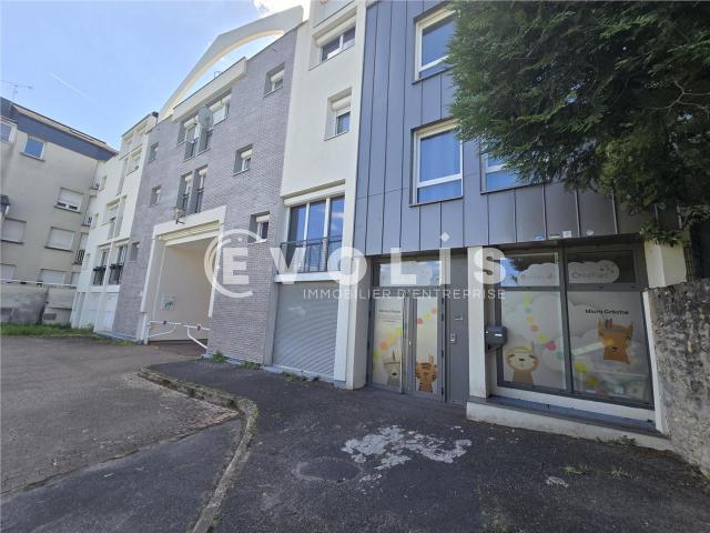 Location bureaux Orsay Proche RER B et Nationale 118