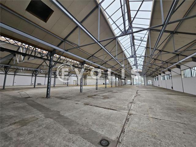 Location bureaux activité Ivry sur Seine Proche RER C & métro