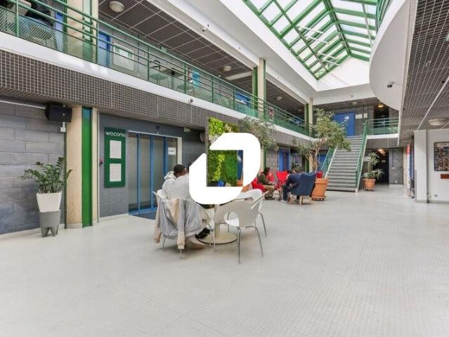 Location bureaux activités Paris 20 Proche métro Père Lachaise