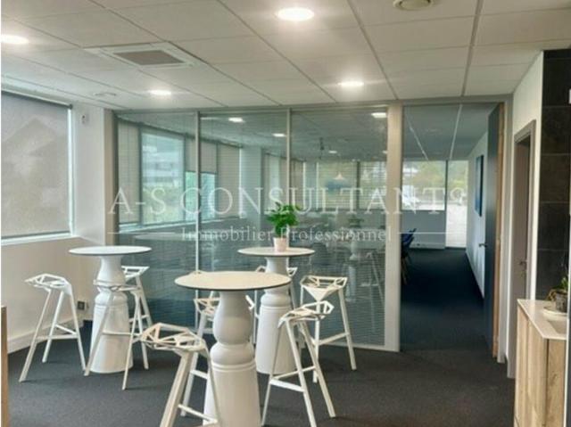 Location bureaux Albertville Ascenseur, PMR et climatisation