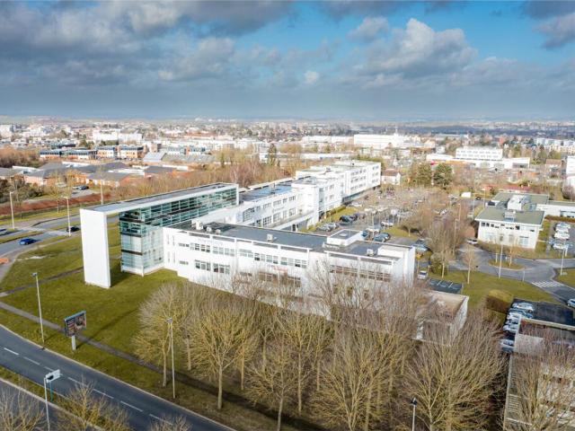 Location bureaux Amiens Sud Proche rocade et autoroutes A1 A16