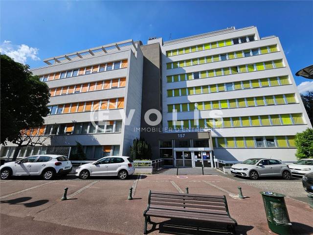 Location bureaux Bagneux avec terrasse Proche RER B