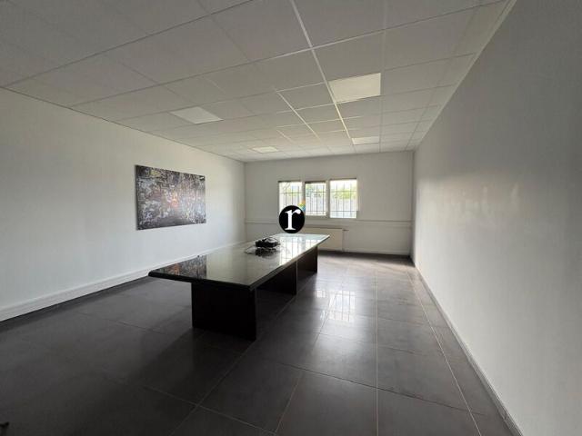 Location bureaux Bailleul Proche gare et autoroute A25