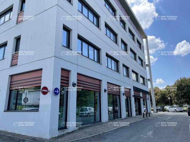 Location bureaux Besançon Parc Temis, bus et gare