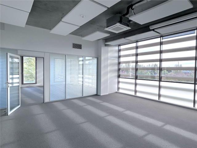 Location bureaux Bordeaux Bassins à Flots Tram B et Cité du Vin