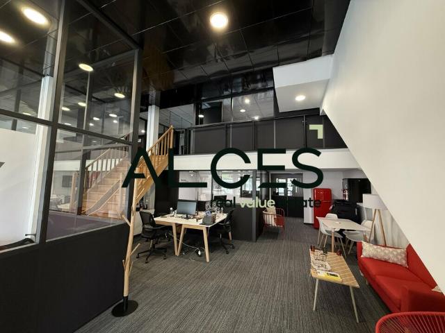 Location bureaux Bordeaux Boulevard Albert 1er Bus 5, 9, 23