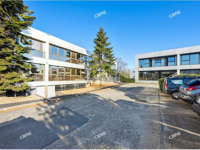 Location bureaux Bordeaux Proche tram, bus et autoroute