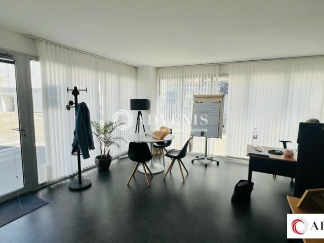Location bureaux Bordeaux Saint Genès Tram B et commerces