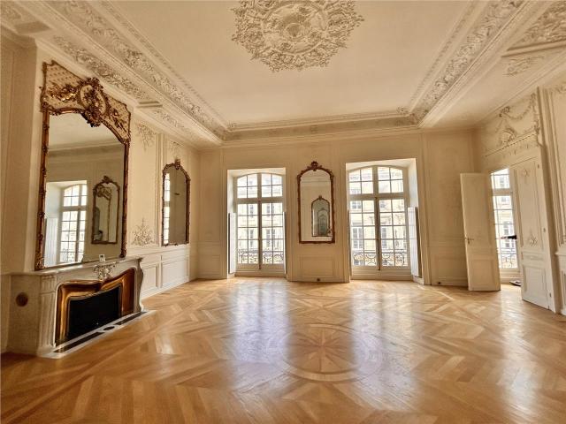 Location bureaux Bordeaux Triangle d'Or, Tram B
