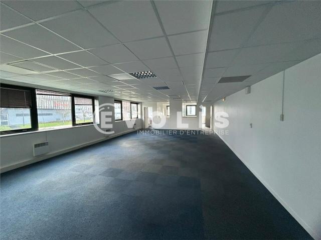 Location bureaux Bruges Proche tram et bus