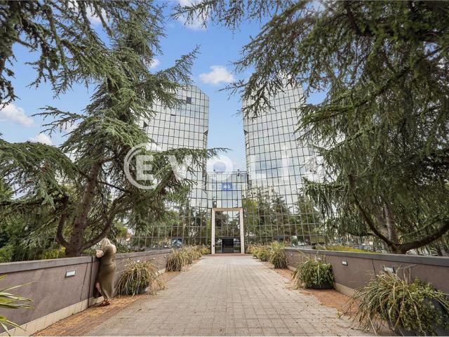 Location bureaux Cachan Proche RER B et N20