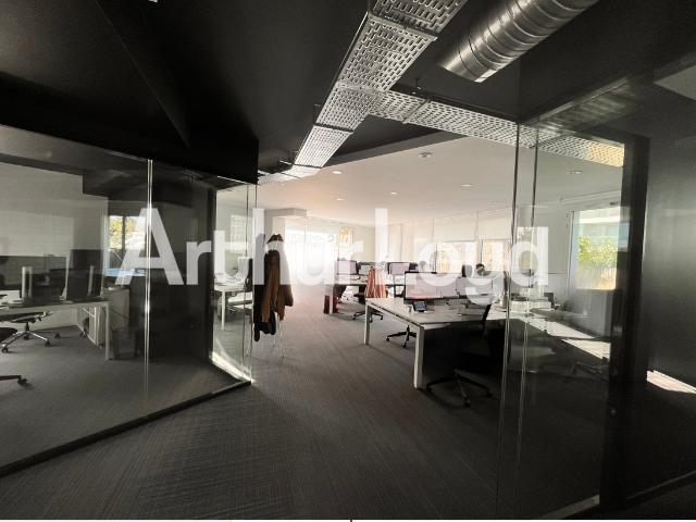 Location bureaux Caen Proche port de Plaisance et presqu'ile