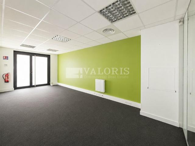 Location bureaux Caluire et Cuire Proche bus et services