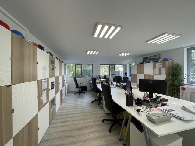 Location bureaux Champs sur Marne Proche transports