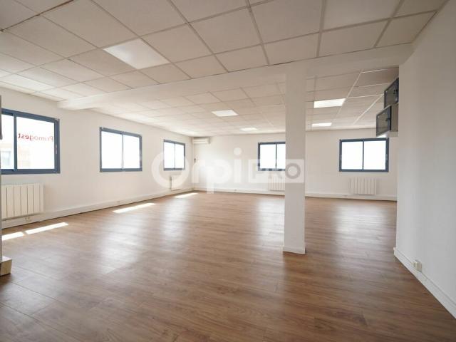 Location bureaux Chassieu Proche D148 et E15