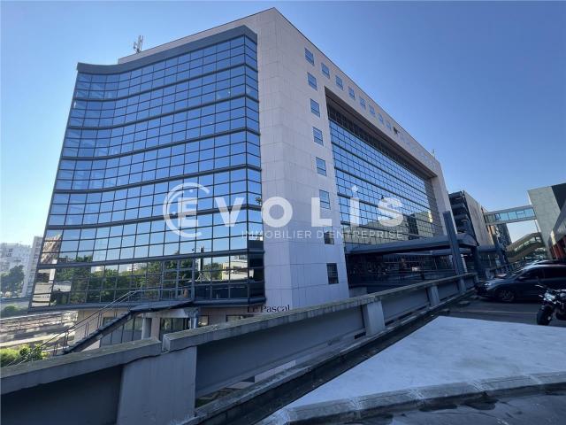 Location bureaux Créteil Proche métro ligne 8 et autoroutes A4 et A86