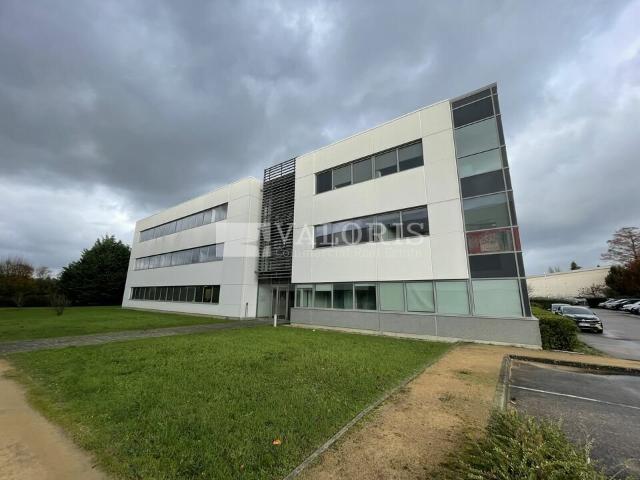 Location bureaux Dardilly Proche autoroutes A6, A7, A43 et A42