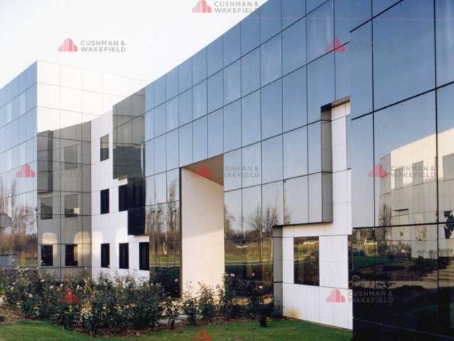 Location bureaux Dijon Proche centre commercial Toison d'Or et rocade