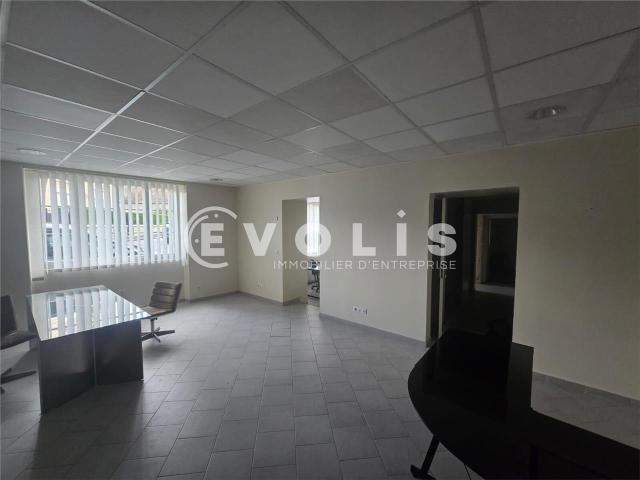 Location bureaux Etampes Proche RER C et bus