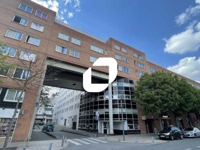 Location bureaux Evry Proche RER D et gare d'Evry Courcouronnes