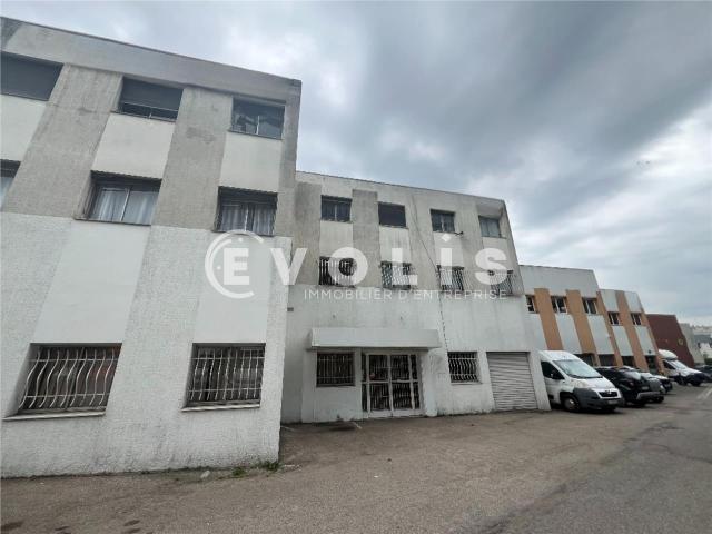 Location bureaux Fontenay sous Bois Proche RER et autoroutes A86 et A4
