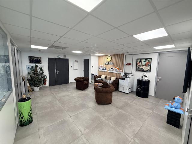 Location bureaux Fréjus Zone d'activité dynamique