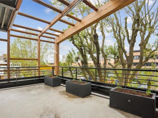 Location bureaux Fresnes Parc neuf au pied de l'A86