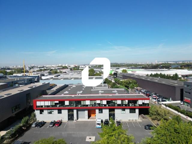 Location bureaux Gennevilliers Proche A86, RER C et Quais de Seine