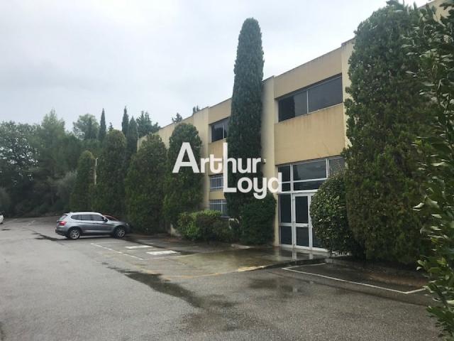 Location bureaux Grasse Proximité autoroute A8 et gare