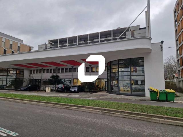Location bureaux Grenoble centre Tram E, A480 et hyper centre