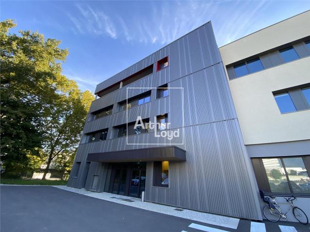Location bureaux Grenoble Proche patinoire pôle sud et transports