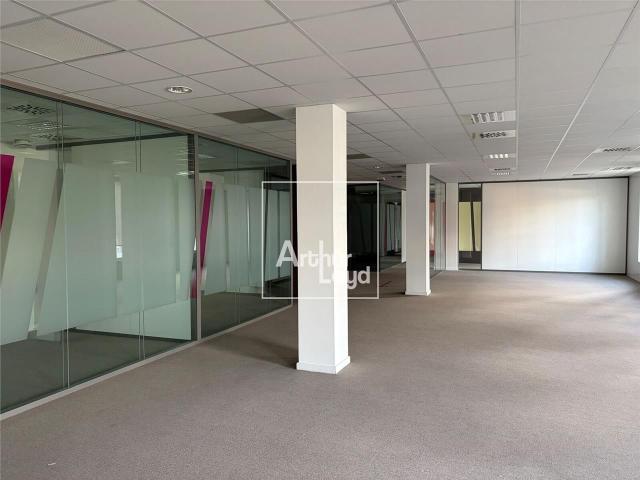 Location bureaux Grenoble Proche rocade, tram et bus