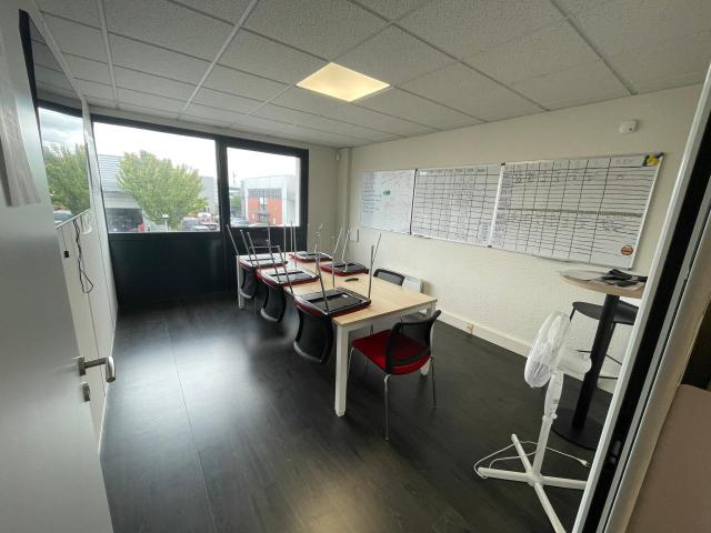 Location bureaux Herblay sur Seine Parc des Bellevues, accès PMR