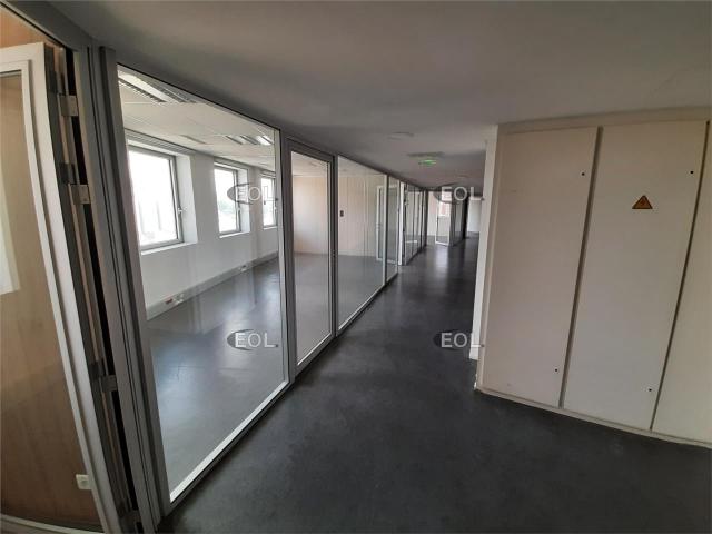 Location bureaux Ivry sur Seine Proche Charenton et Paris, accès A4