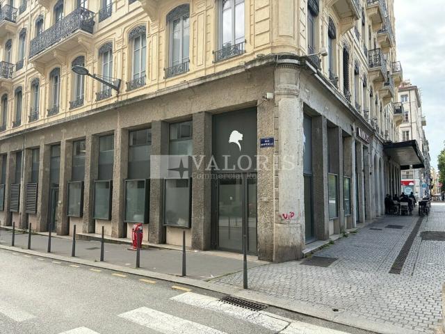 Location bureaux Lyon 3 Proche métro, tram et bus