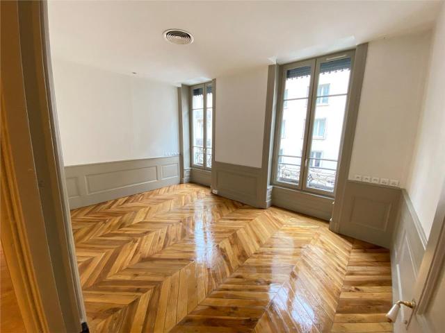 Location bureaux Lyon 2 Proche métro Cordeliers et place Bellecour