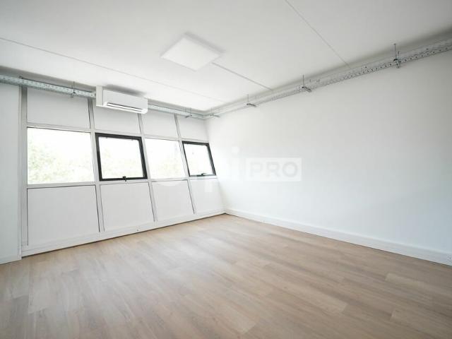 Location bureaux Lyon 7 Proche métro D et bus C7, C11, C25