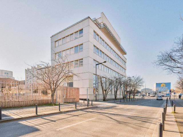 Location bureaux La Plaine Saint Denis Proximité métro ligne 12