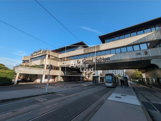 Location bureaux La Tronche Proche Tram Grand Sablon