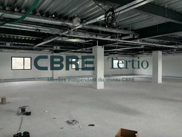 Location bureaux La Ville aux Dames 15 min de Tours