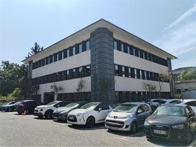 Location bureaux Le Tholonet Proche Aix, accès A8 et RN7