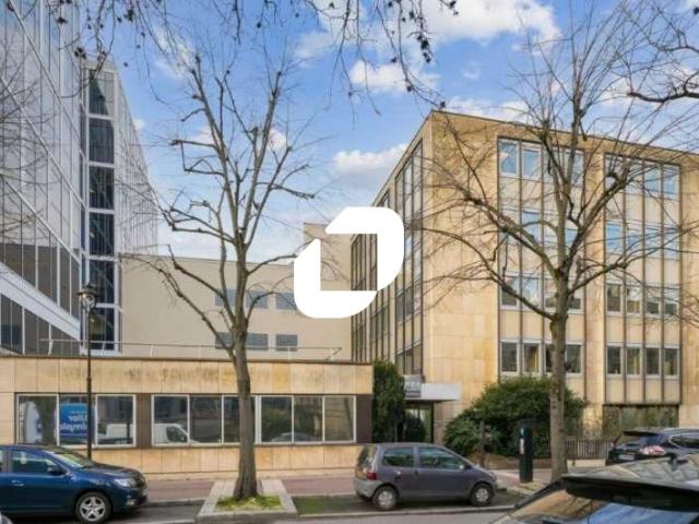 Location bureaux Levallois Perret Métro Louis Michel & Porte Champerret
