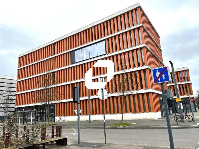 Location bureaux Lille Euratechnologies, proche métro et axes routiers