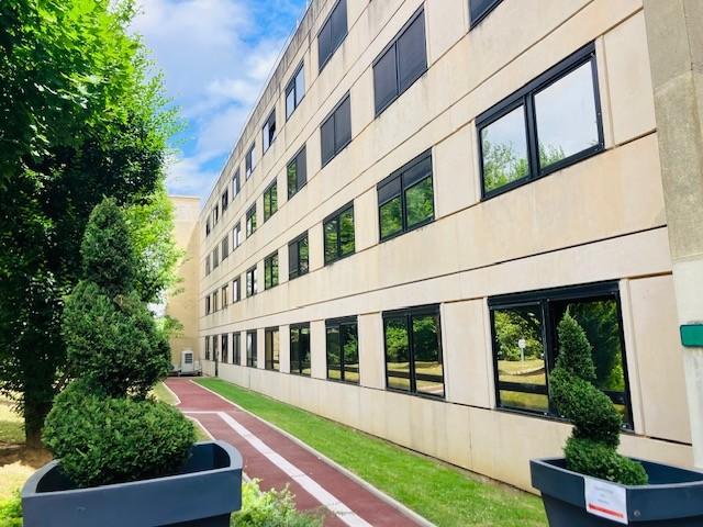 Location bureaux Lognes Proche RER A et autoroute