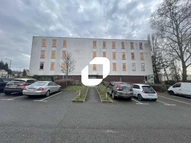 Location bureaux Palaiseau Proche A10, RER et bus