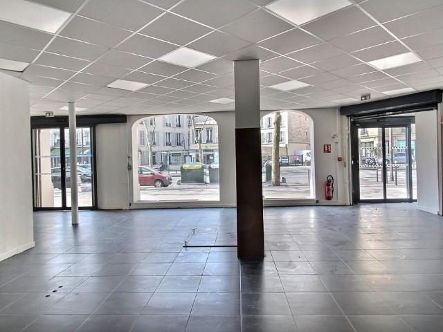 Location bureaux Paris 14 Emplacement stratégique et visibilité exceptionnelle