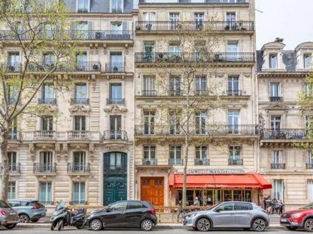 Location bureaux Paris 16 Proche métro Charles de Gaulle Etoile