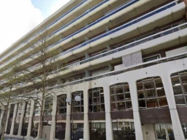 Location bureaux Paris 17 près Batignolles et métro Pereire