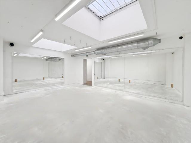 Location bureaux Paris 17 proche Pont Cardinet et Tribunal Judiciaire
